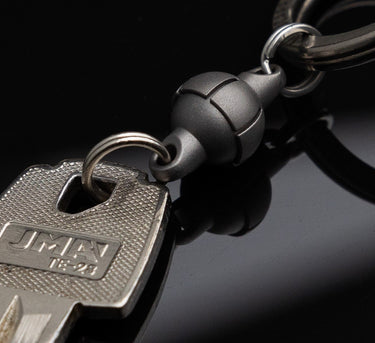 Quick-access keychain carabiner attached to key and titanium splitring.