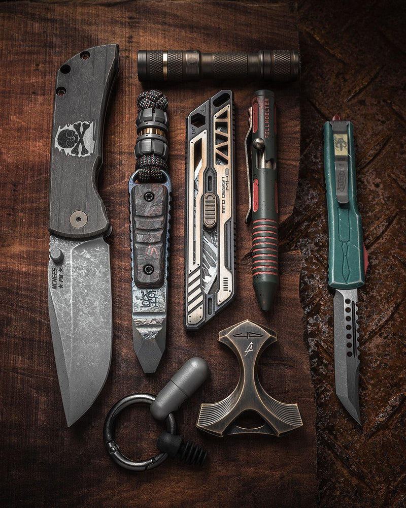 Customer EDC collection with a Microblade Pill Ti, photo by mitmo design